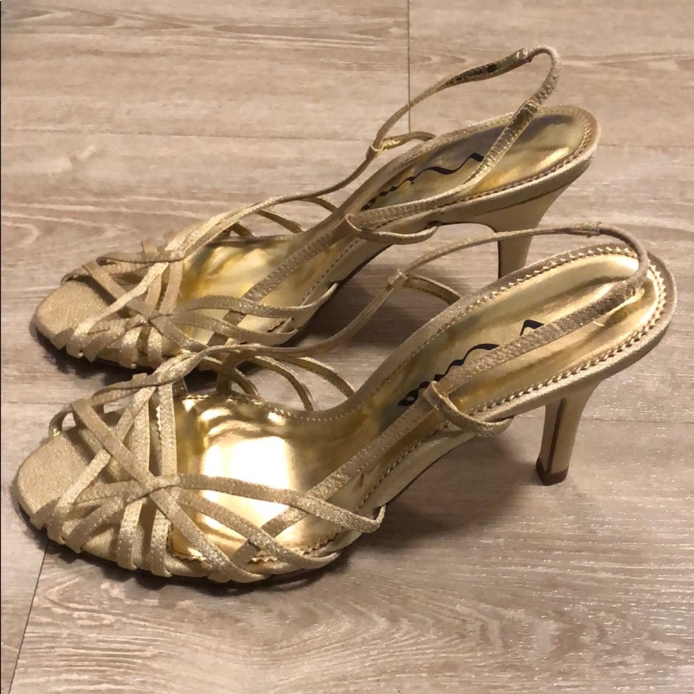 Nina heels